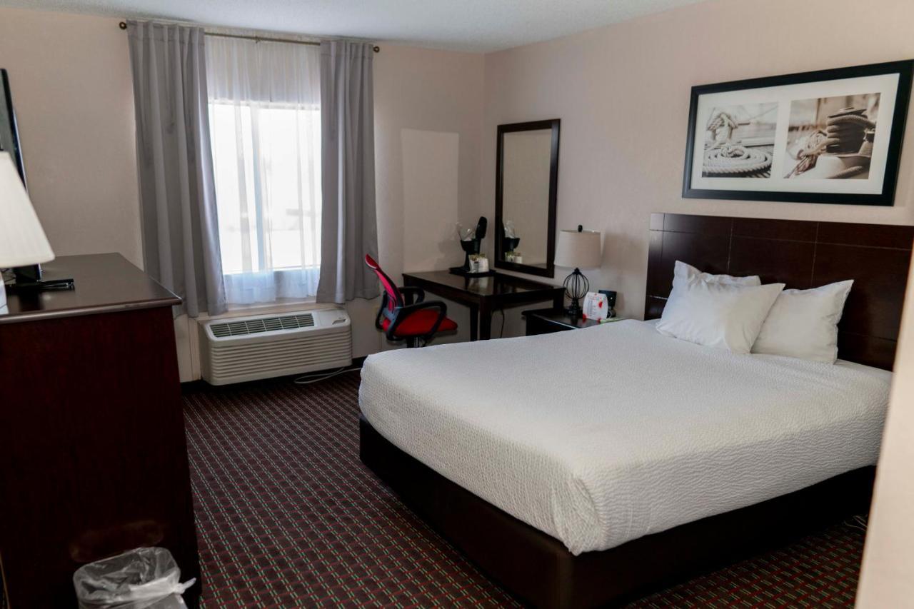 Ramada By Wyndham Tell City מראה חיצוני תמונה