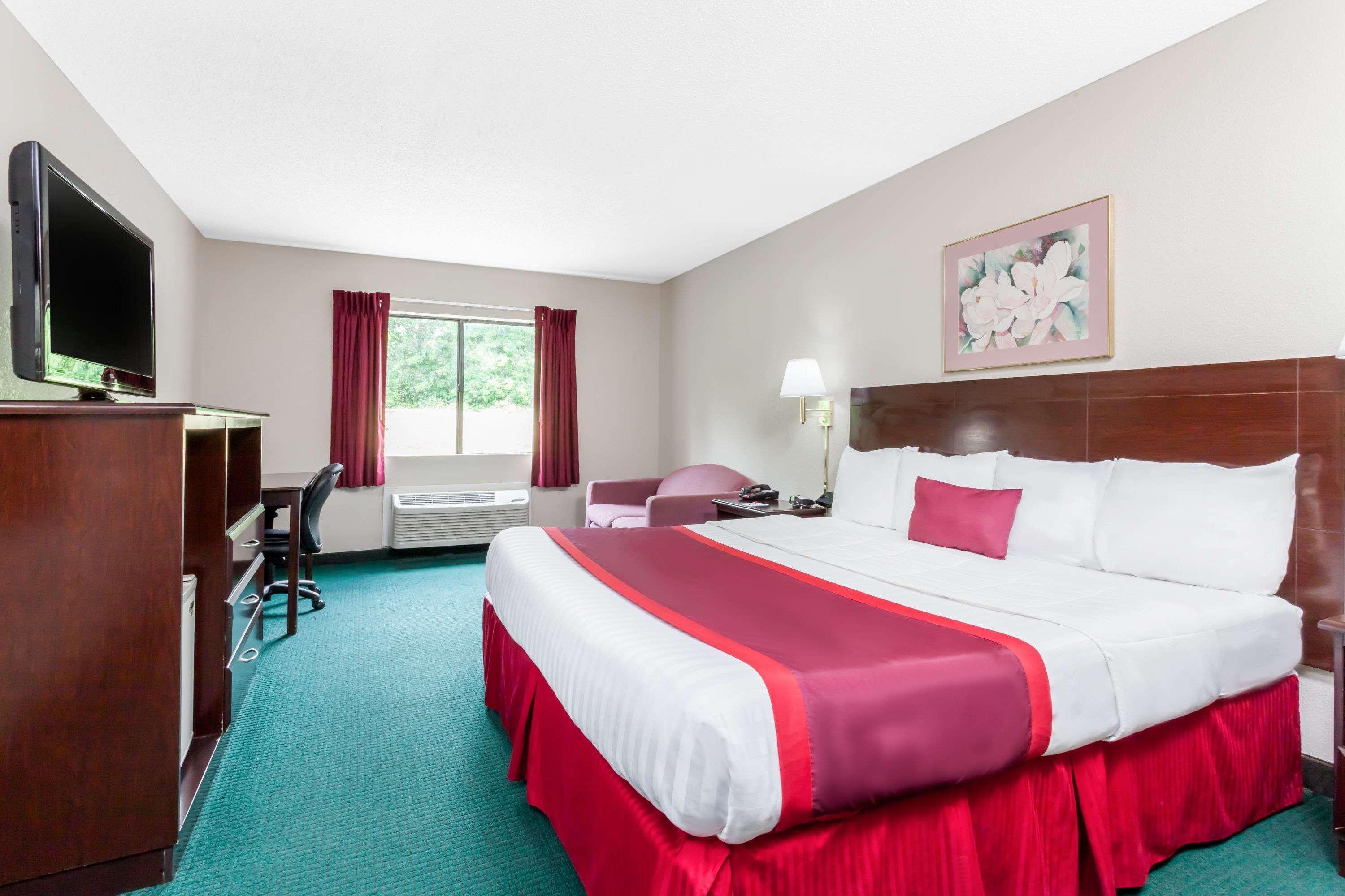 Ramada By Wyndham Tell City מראה חיצוני תמונה