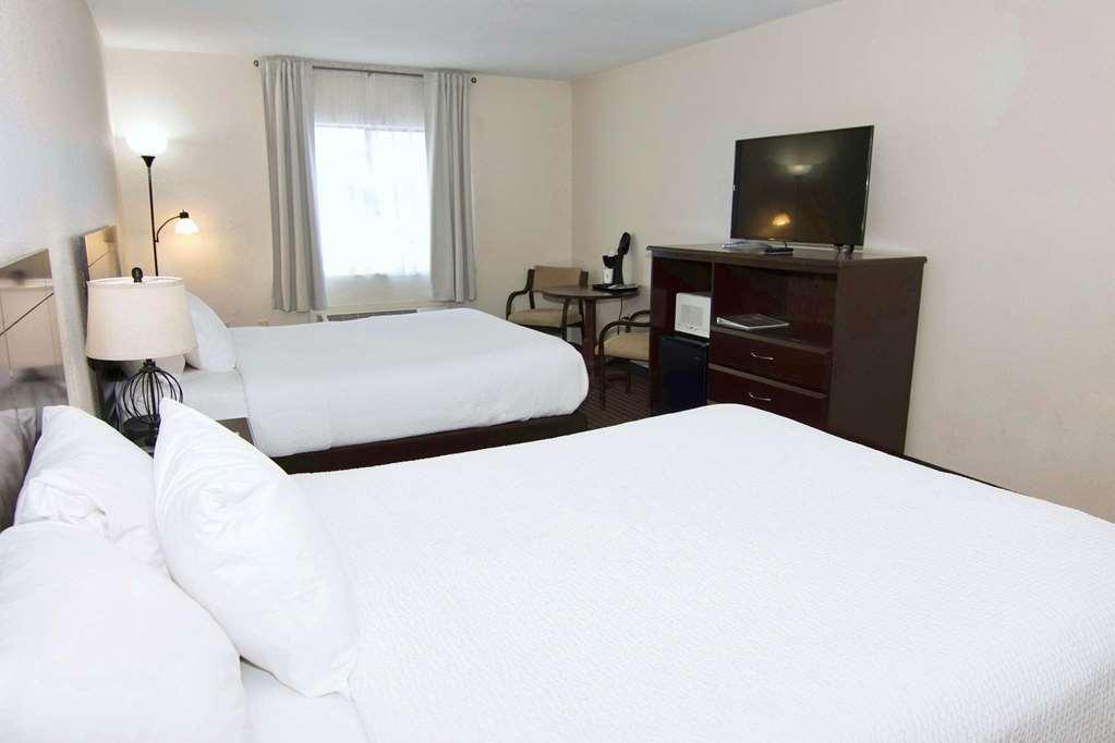 Ramada By Wyndham Tell City חדר תמונה